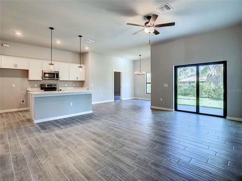 Single Family Residence in PORT CHARLOTTE FL 812 CHEVY CHASE STREET 6.jpg