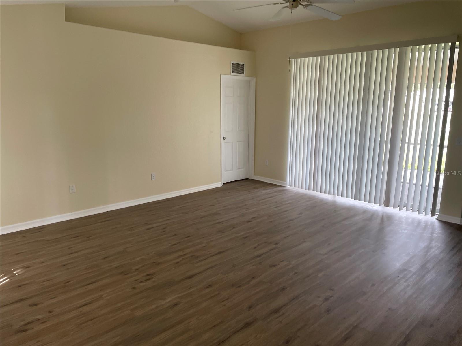 PORT CHARLOTTE SUB 08 - Residential Lease