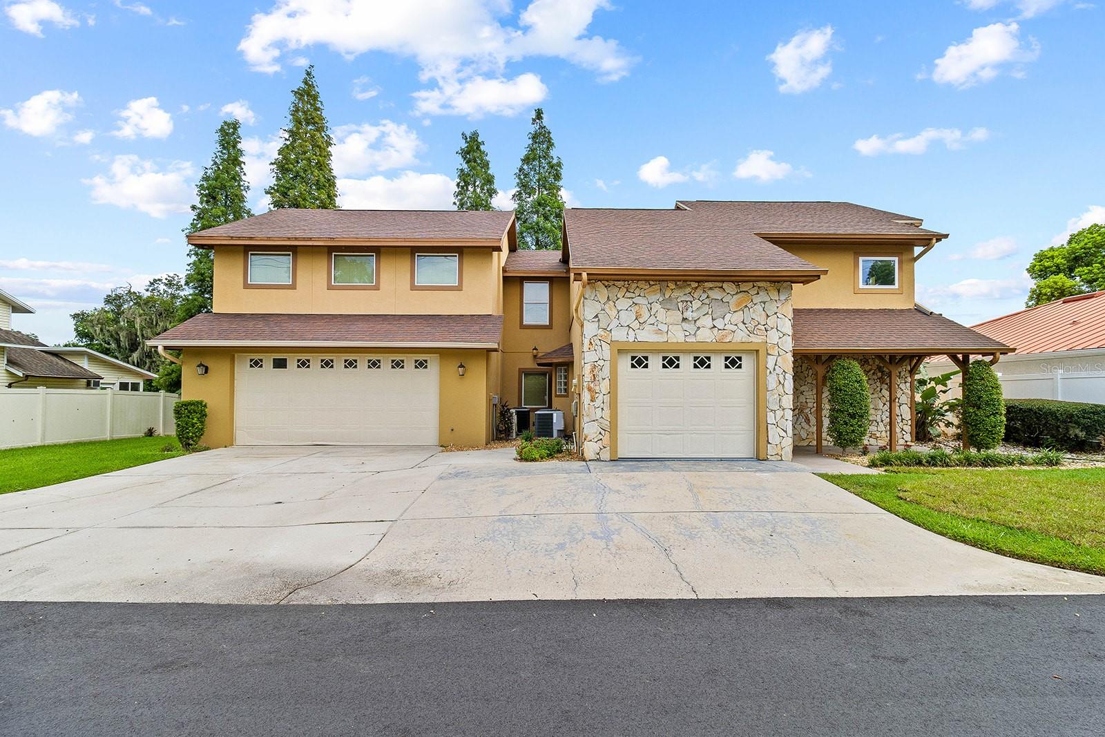 614 MOUNTAIN LAKE PLACE
