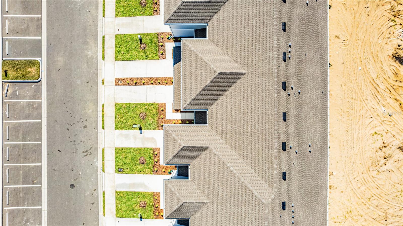 BRENTWOOD TH - Residential Lease