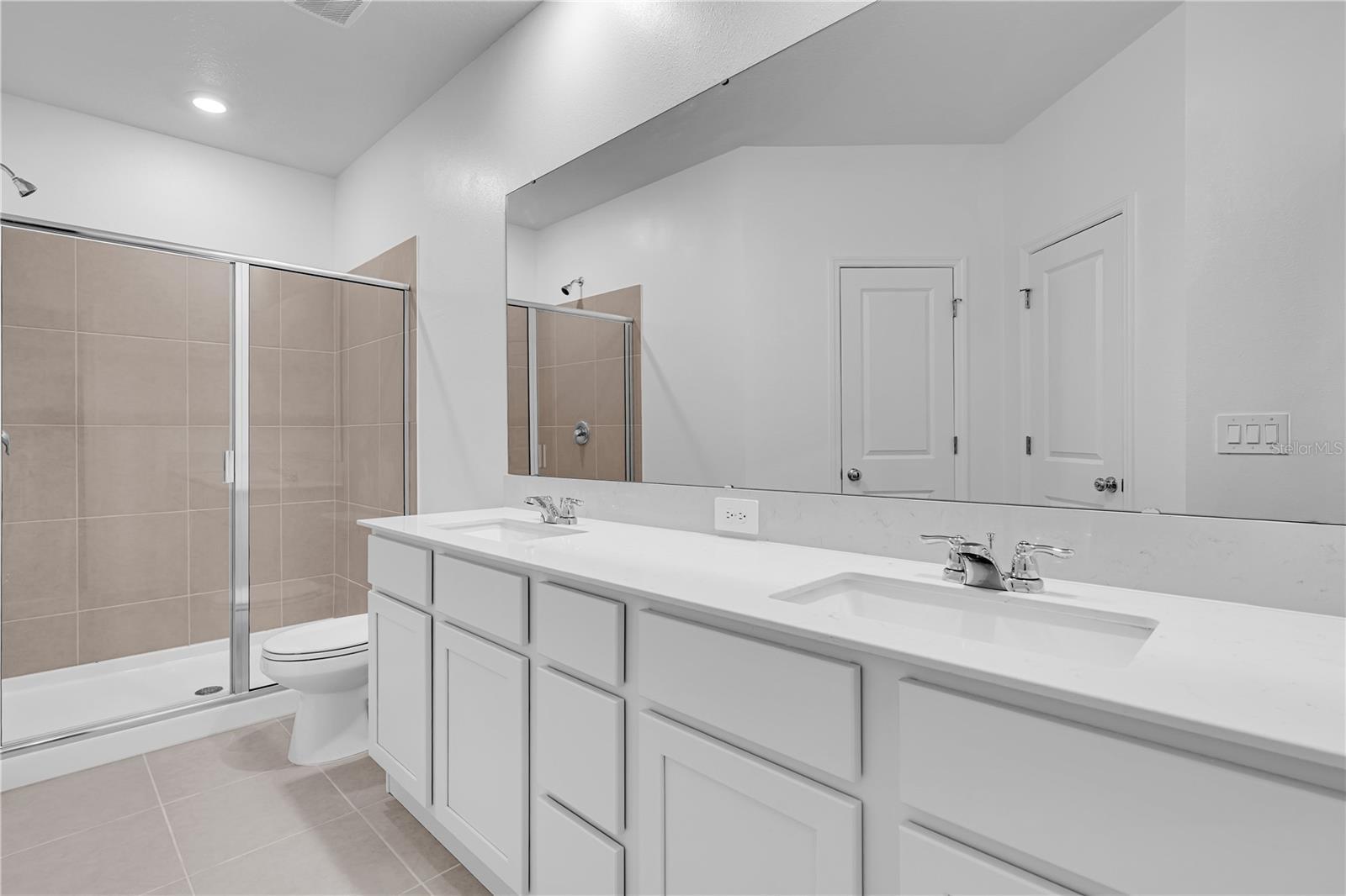 BRENTWOOD TH - Residential Lease