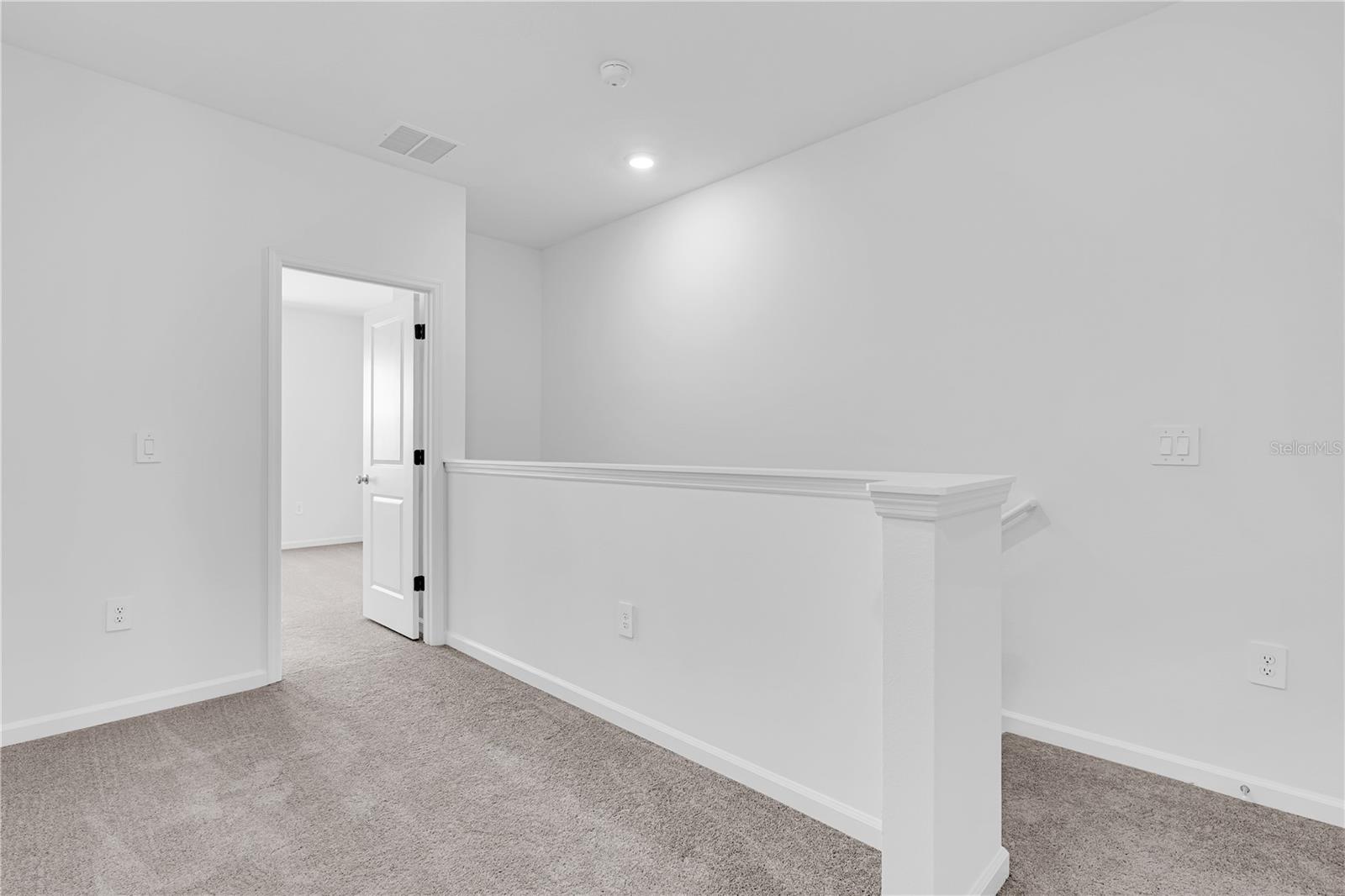 BRENTWOOD TH - Residential Lease