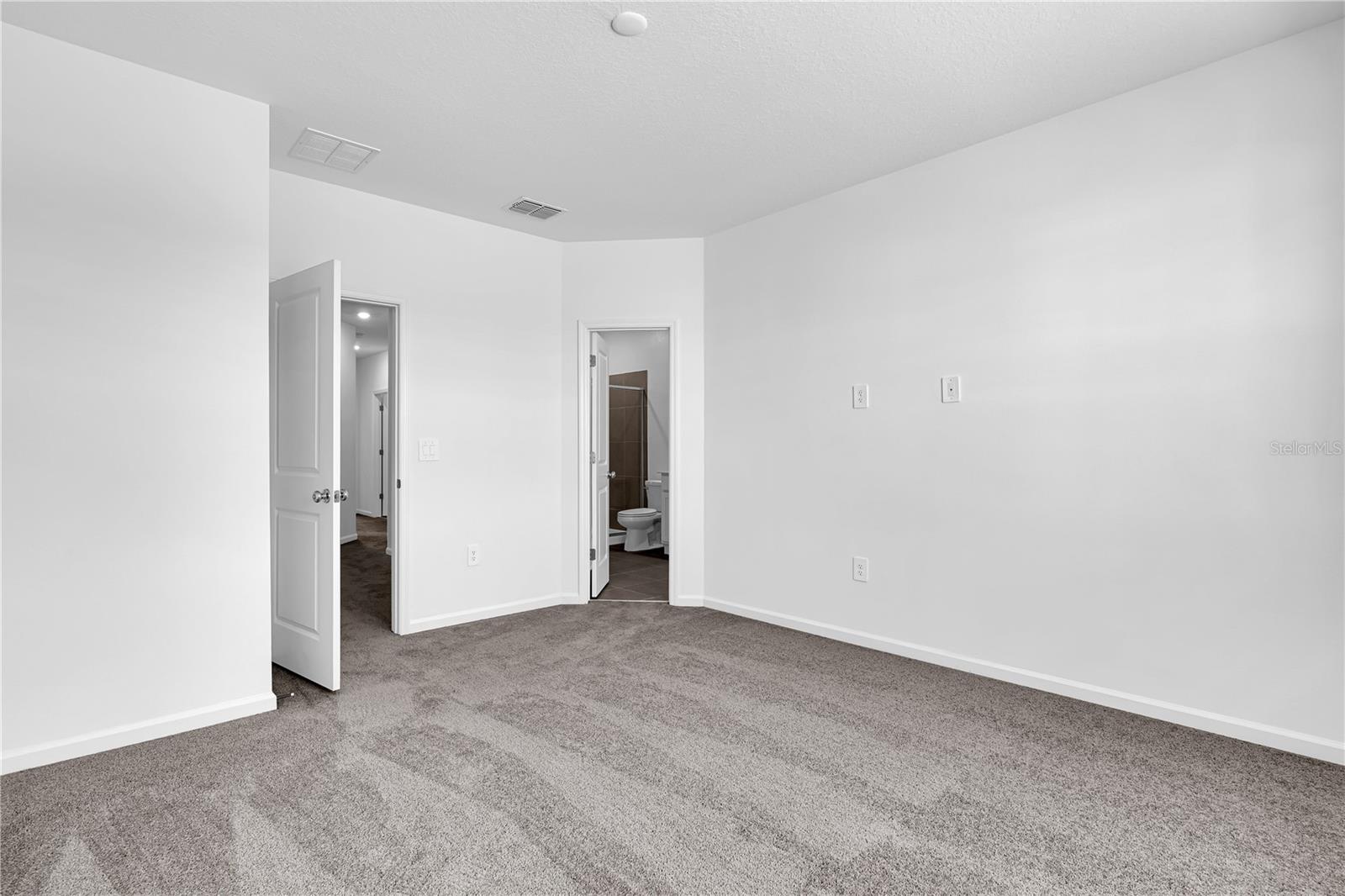 BRENTWOOD TH - Residential Lease