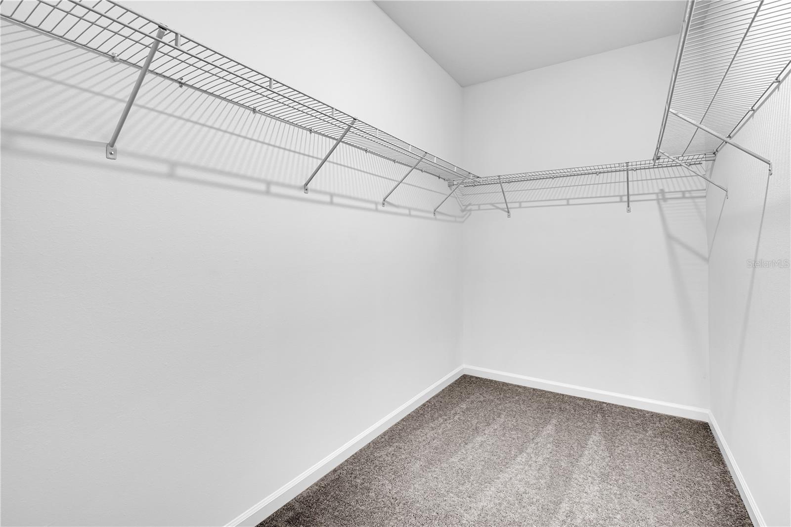 BRENTWOOD TH - Residential Lease