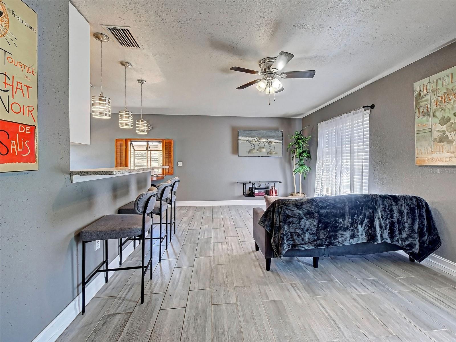 VENICE GROVES - Residential