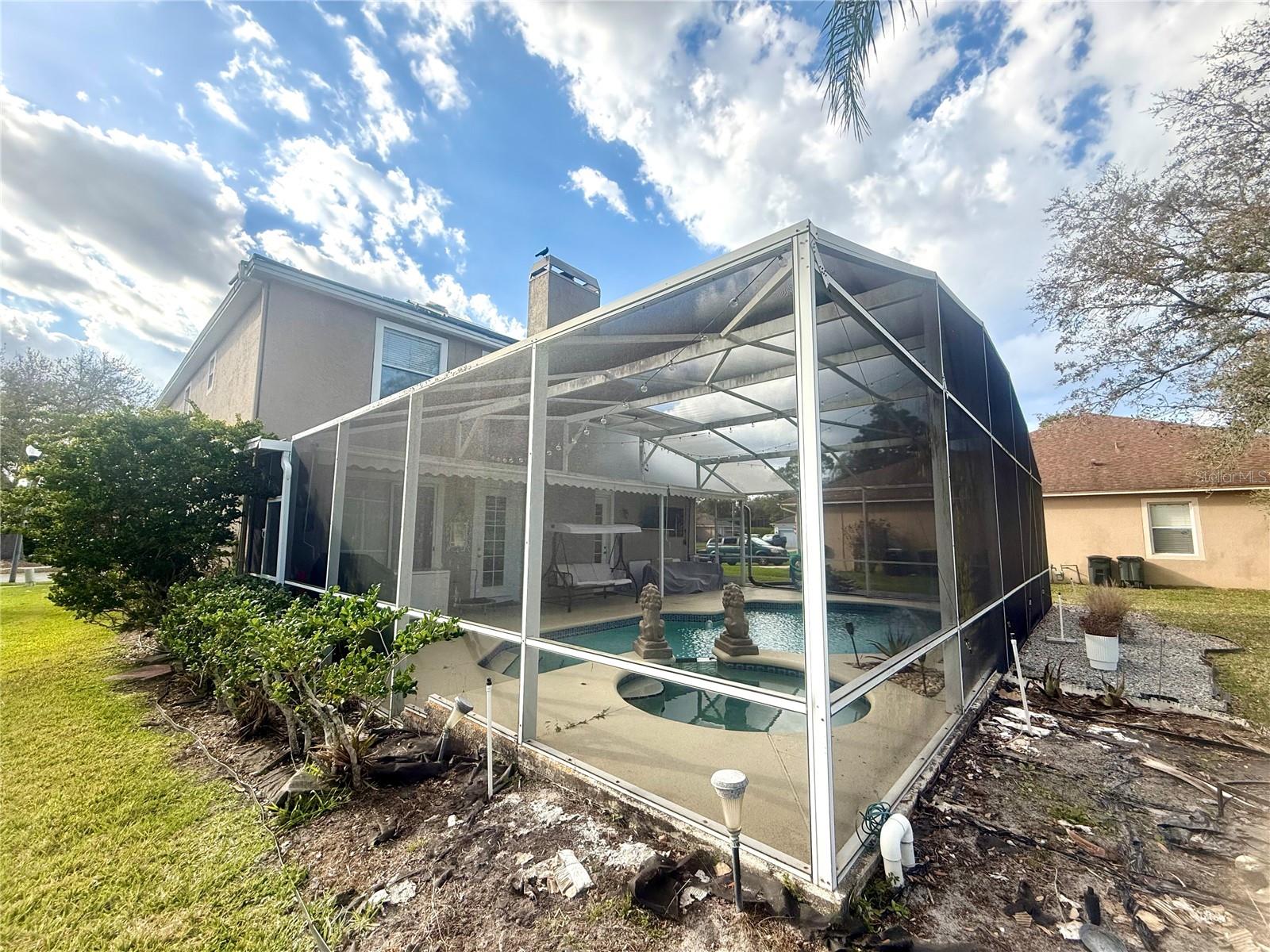 WOODLANDS POINTE - Residential Lease