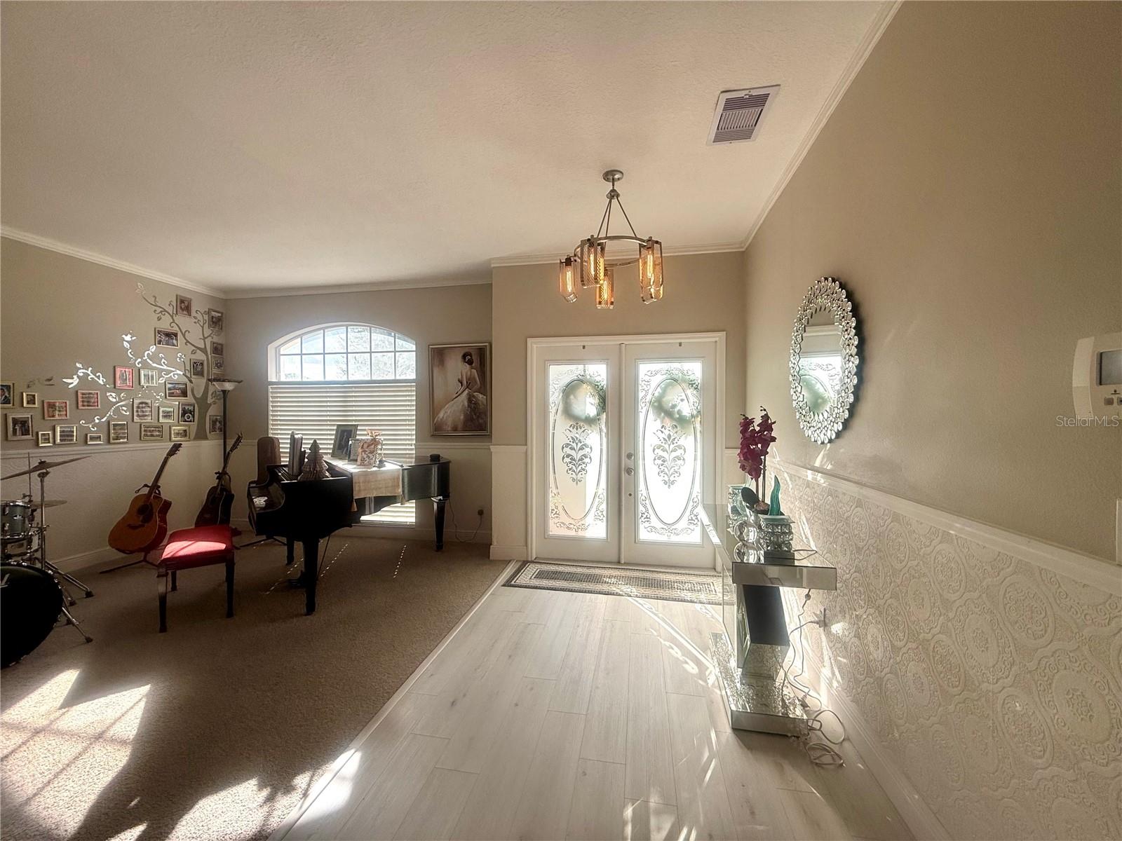 WOODLANDS POINTE - Residential Lease