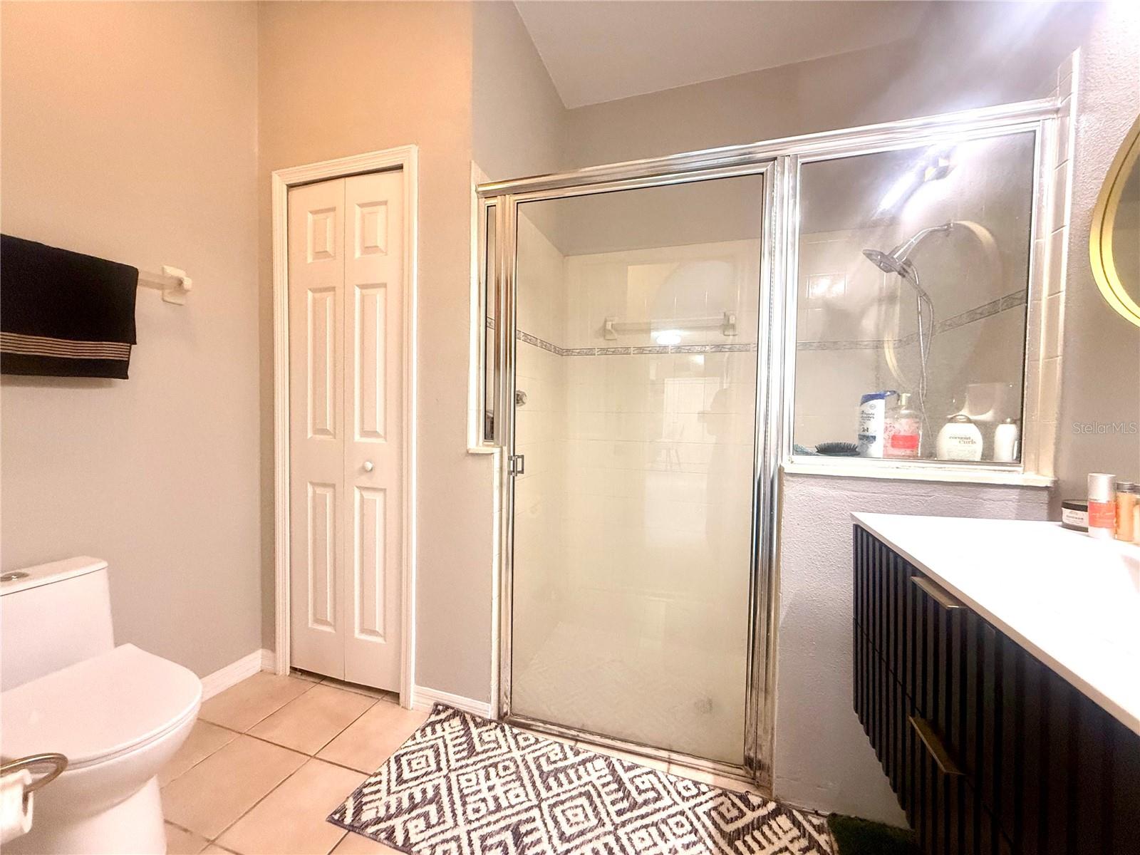 WOODLANDS POINTE - Residential Lease