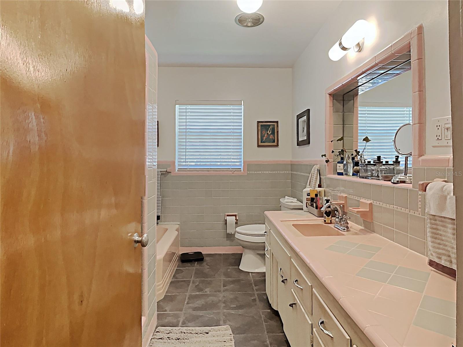 EUCLID ST PAUL - Residential Lease