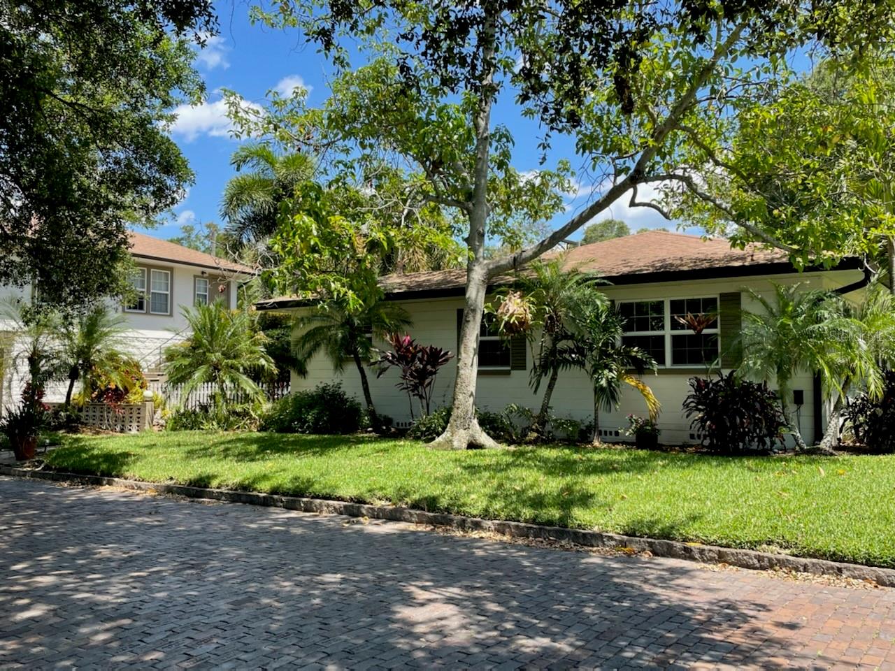 EUCLID ST PAUL - Residential Lease