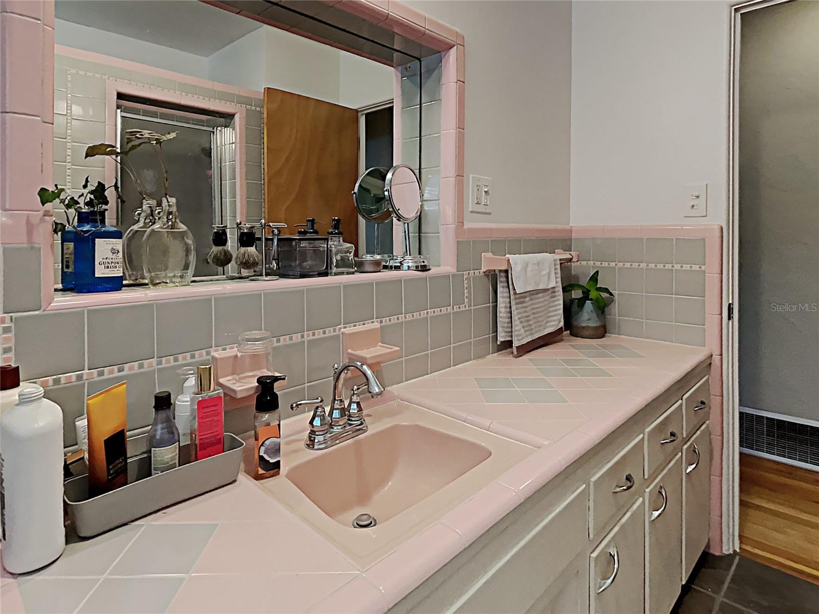 EUCLID ST PAUL - Residential Lease