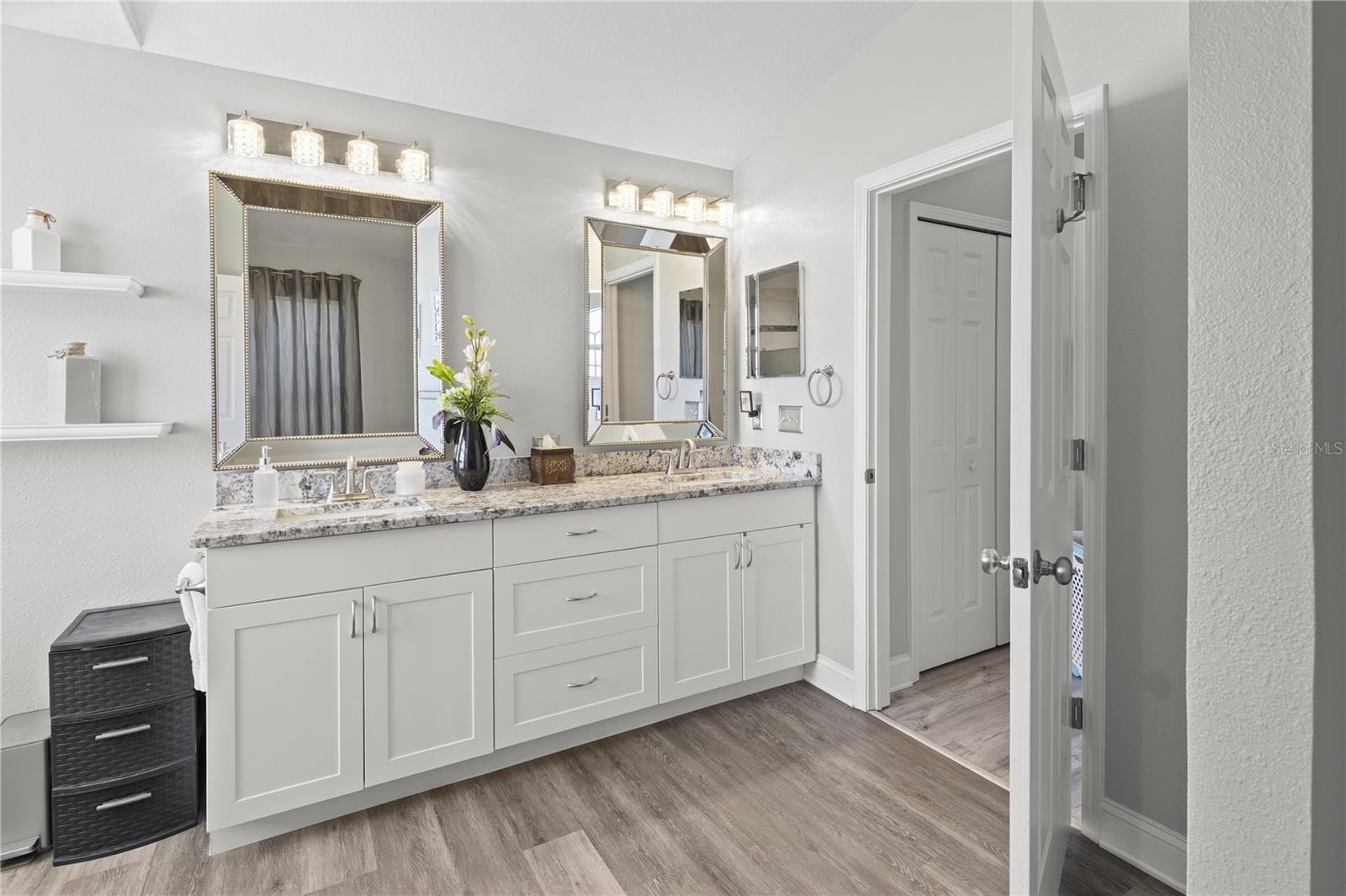 TAMPA BAY GOLF AND TENNIS CLUB - Residential Lease