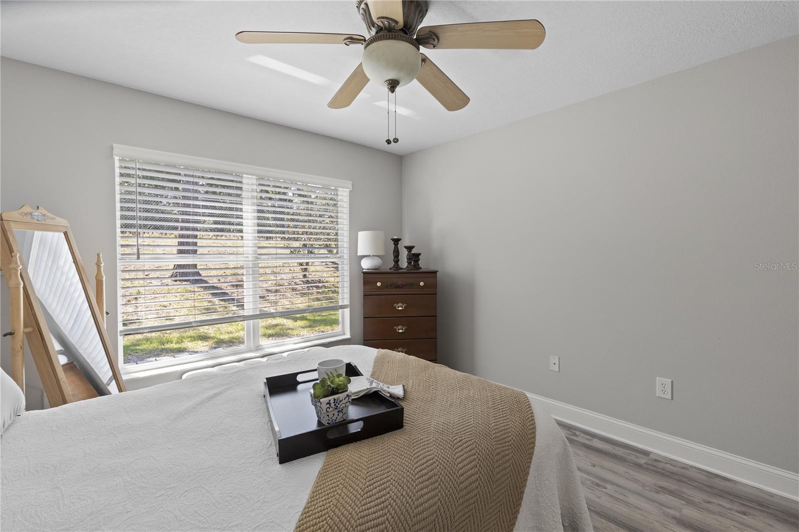 TAMPA BAY GOLF AND TENNIS CLUB - Residential Lease