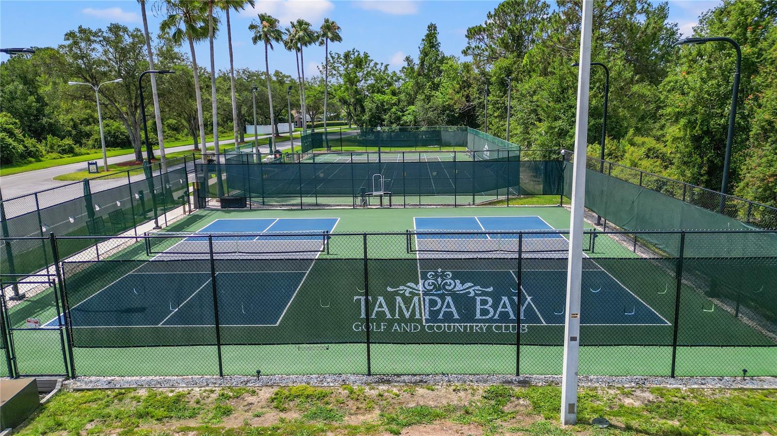 TAMPA BAY GOLF AND TENNIS CLUB - Residential Lease
