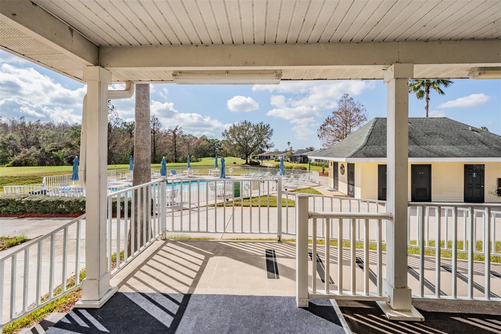 TAMPA BAY GOLF AND TENNIS CLUB - Residential Lease