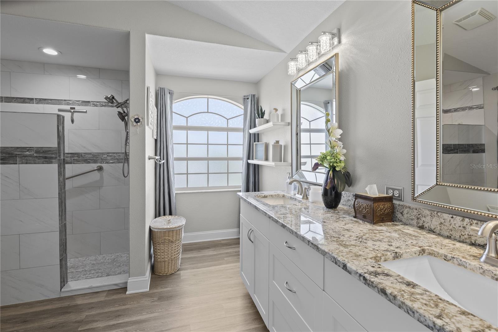 TAMPA BAY GOLF AND TENNIS CLUB - Residential Lease