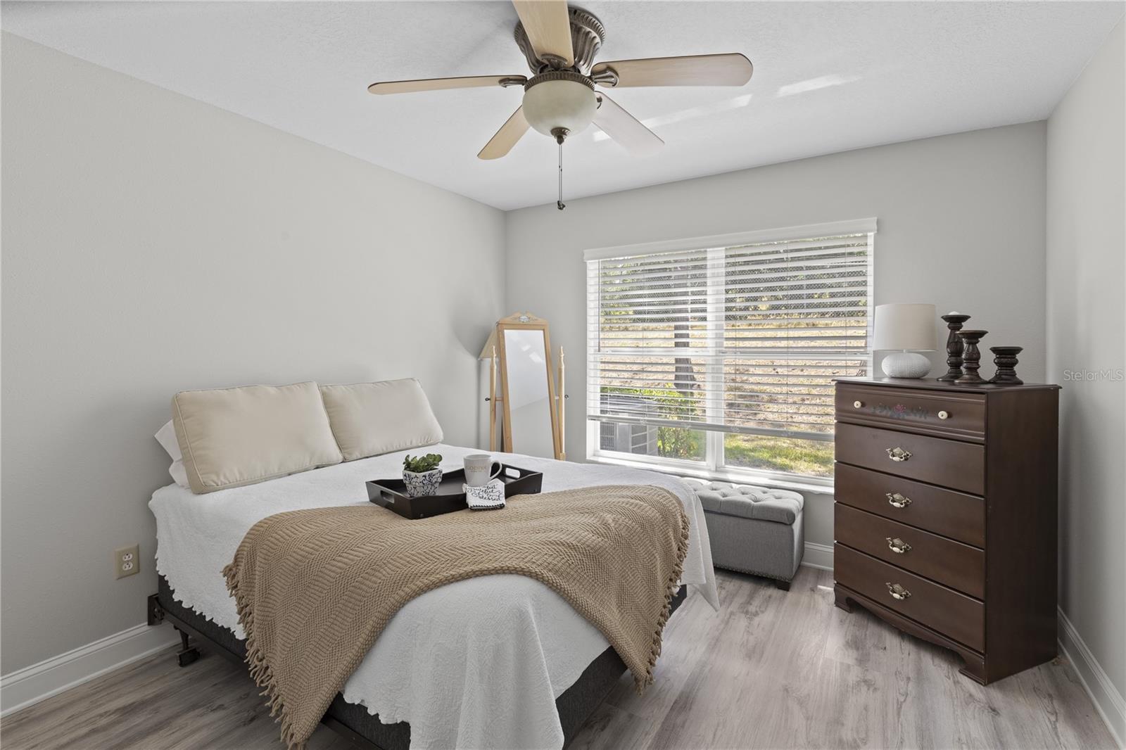 TAMPA BAY GOLF AND TENNIS CLUB - Residential Lease