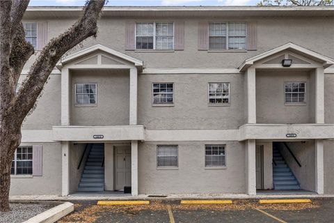 Photo of 14414 Reuter Strasse Circle #212, Tampa, FL 33613 (MLS # TB8484230)