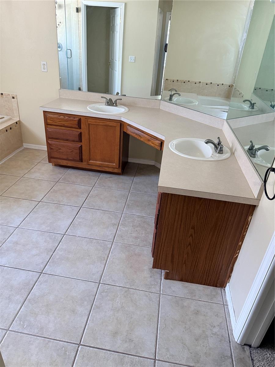 PEARL LAKE VILLAS REP - Residential