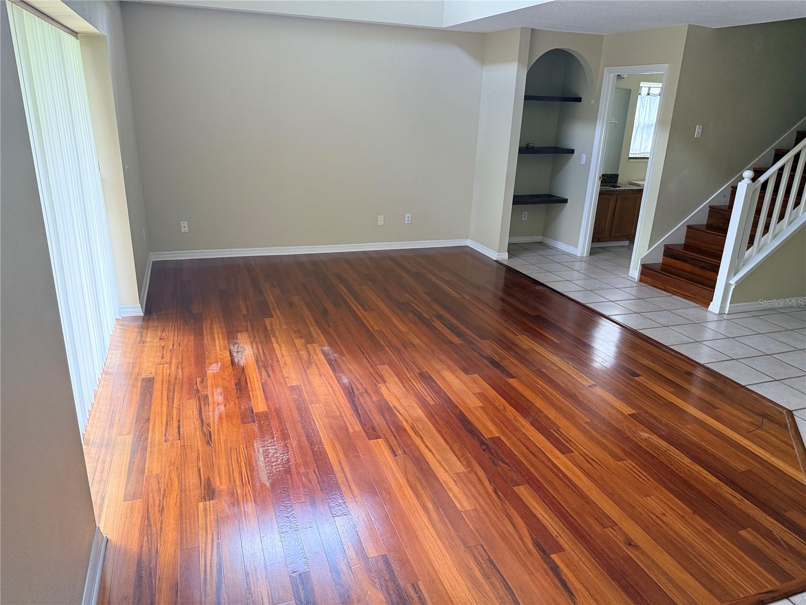 PEARL LAKE VILLAS REP - Residential