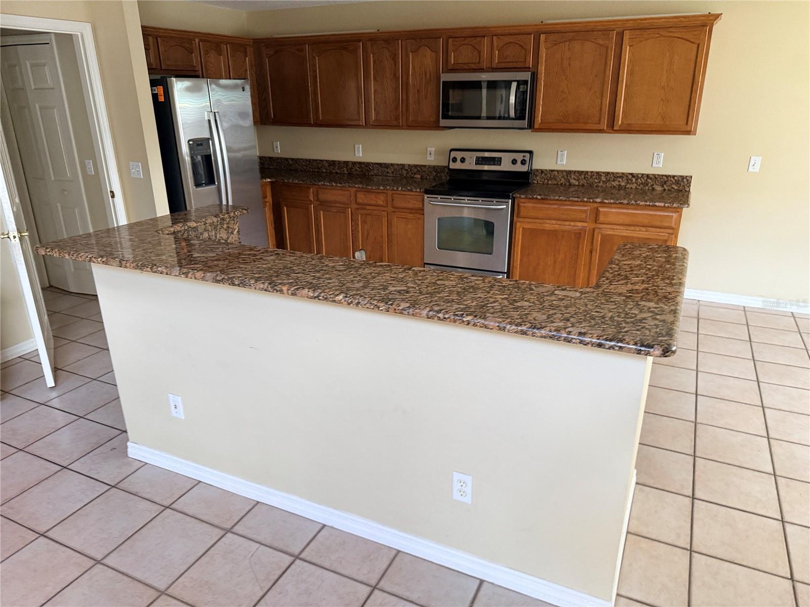 PEARL LAKE VILLAS REP - Residential