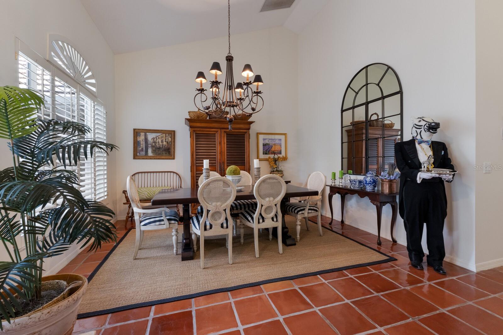 8223 REGENTS COURT