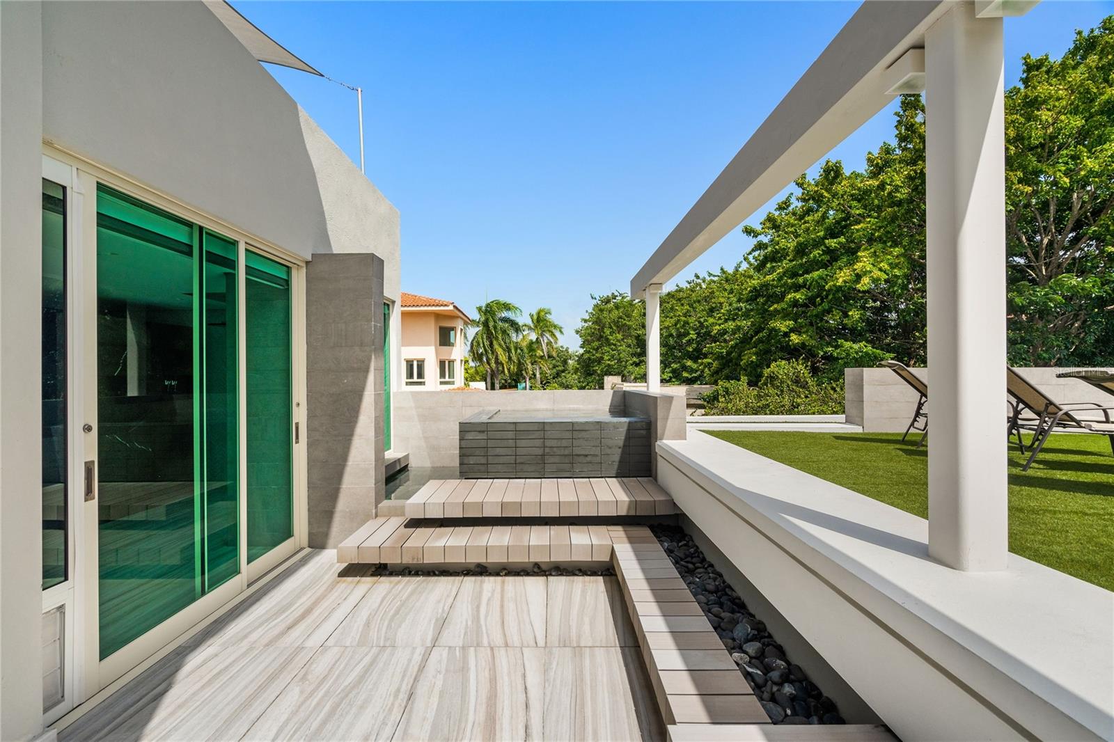 DORADO BEACH EAST - Residential