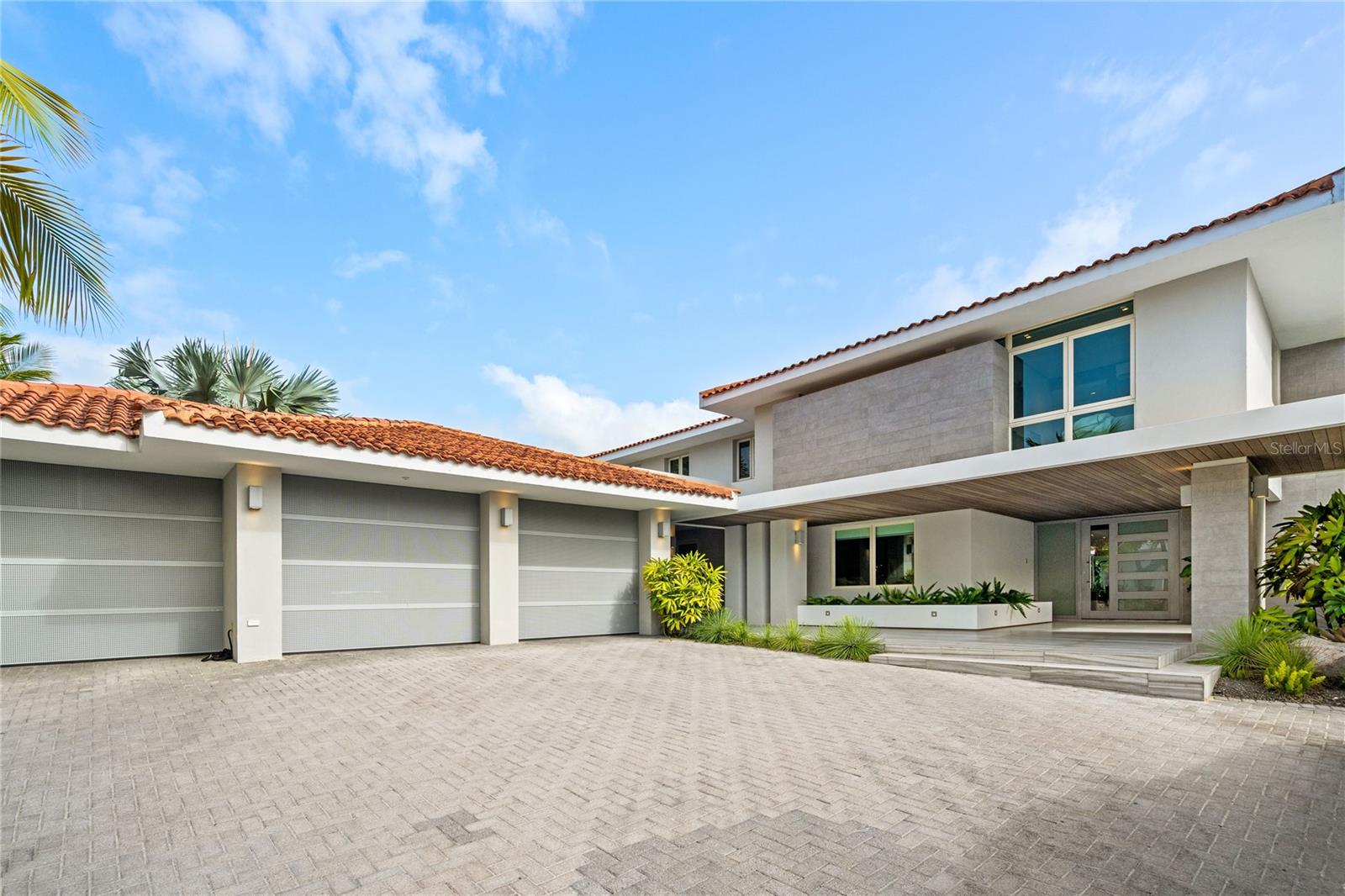 DORADO BEACH EAST - Residential