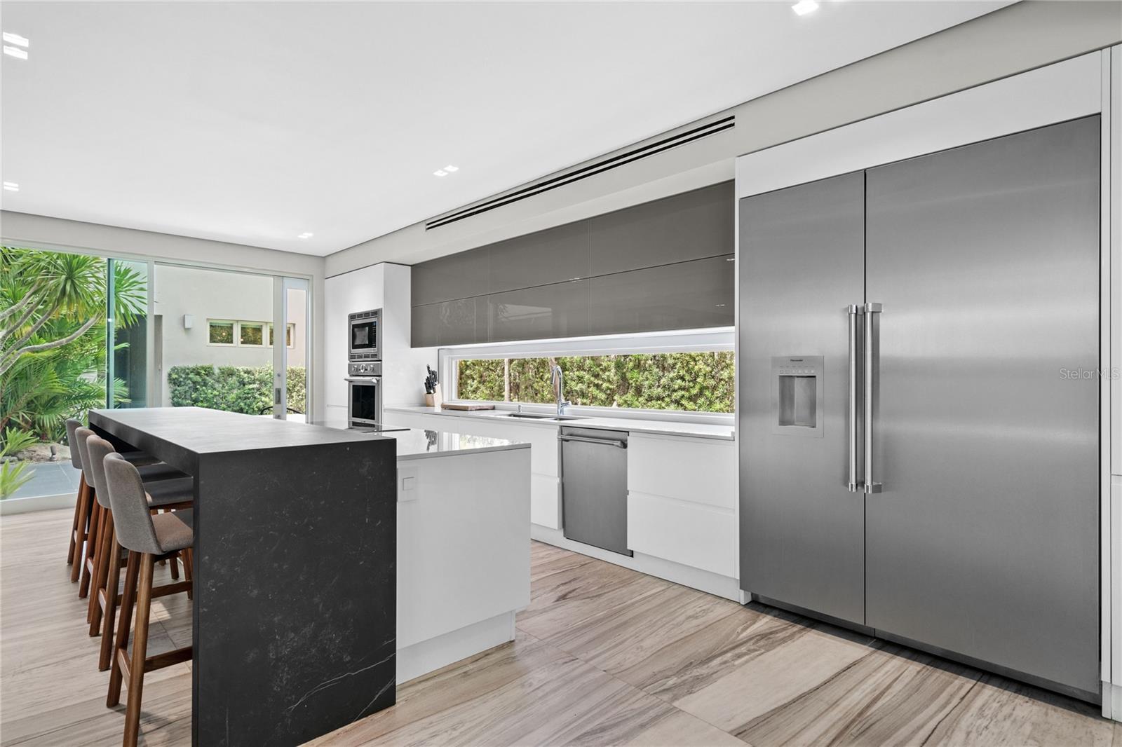 DORADO BEACH EAST - Residential