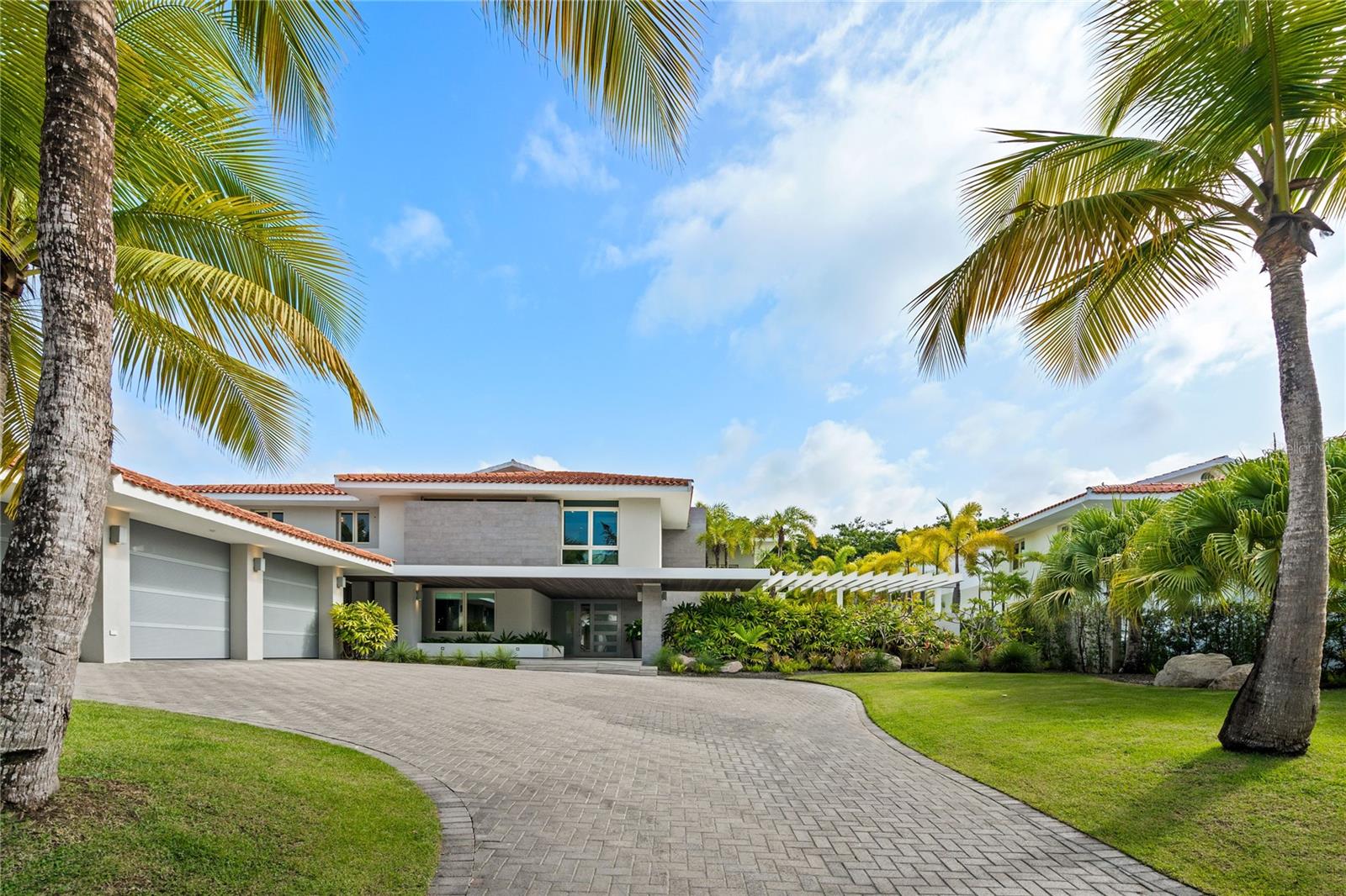 DORADO BEACH EAST - Residential