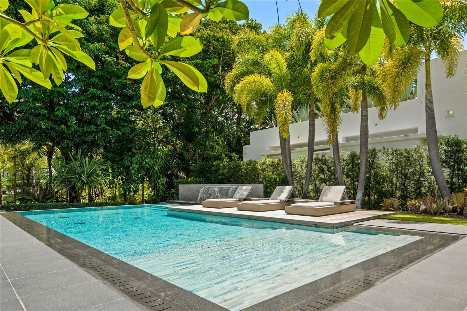 DORADO BEACH EAST - Residential