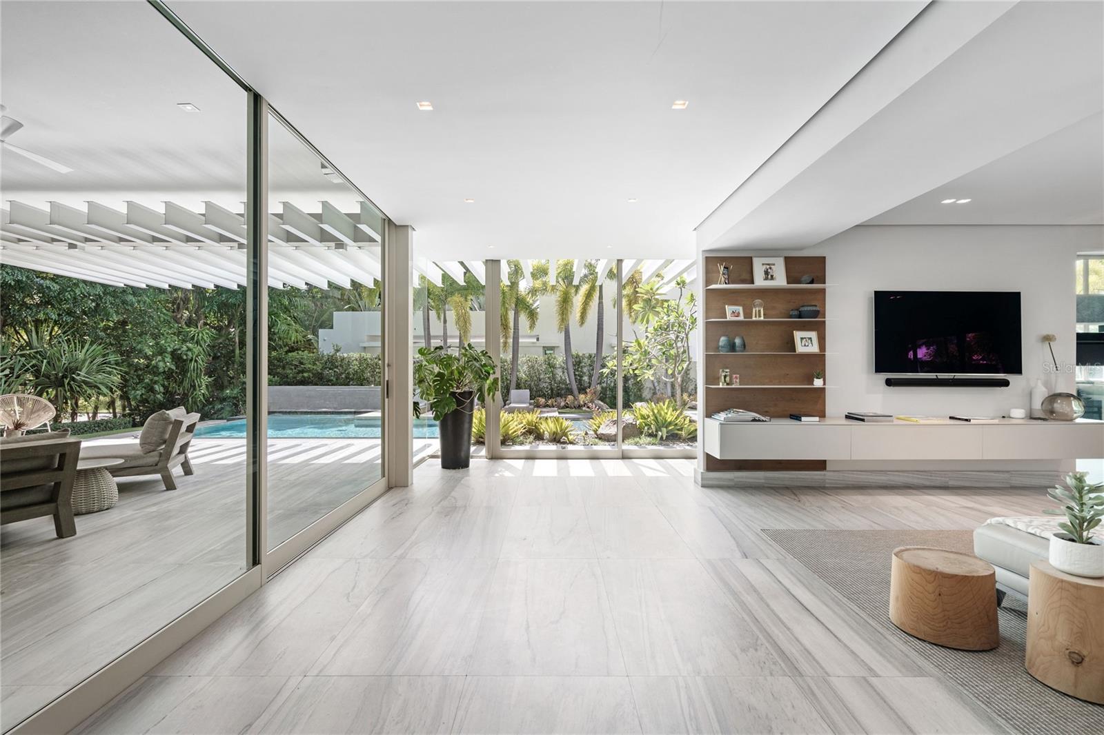 DORADO BEACH EAST - Residential