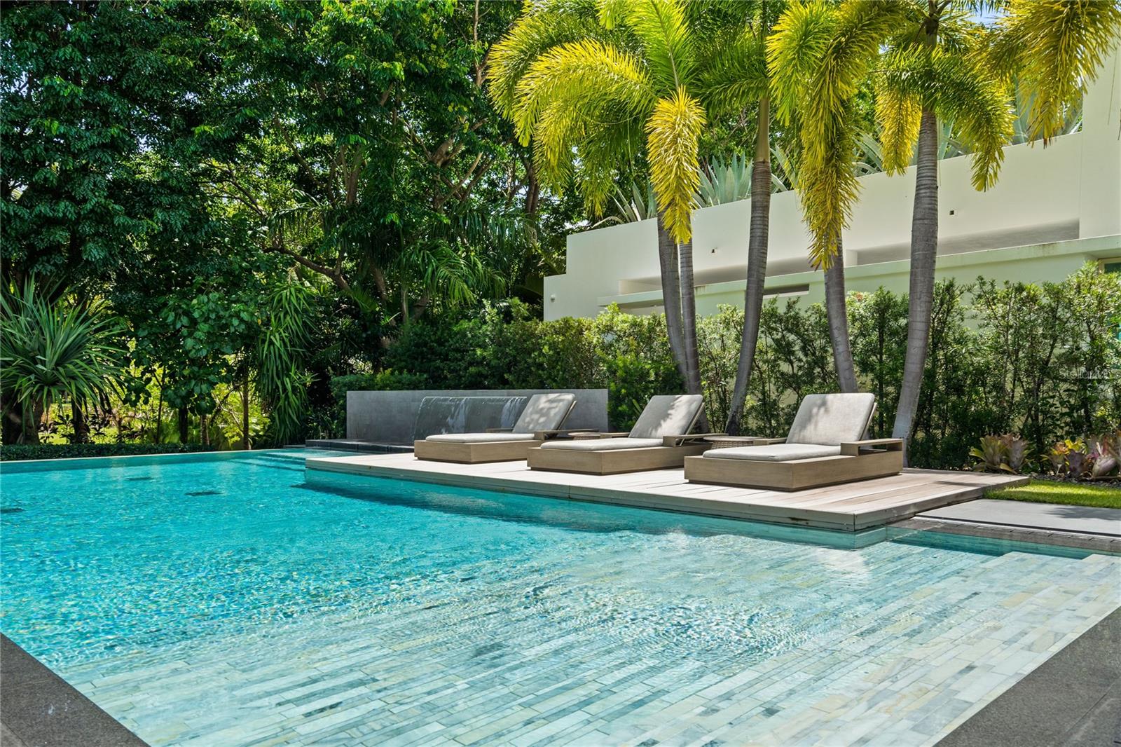 DORADO BEACH EAST - Residential