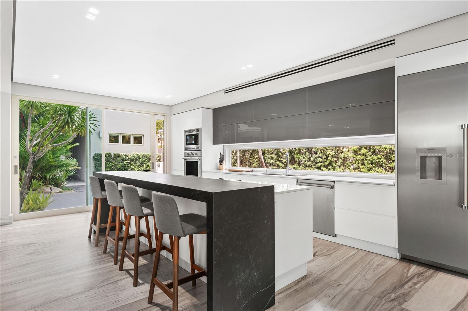 DORADO BEACH EAST - Residential