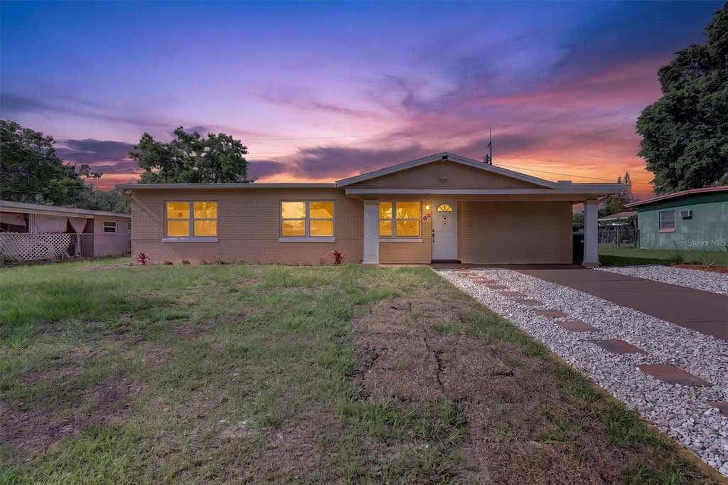 Photo of 1612 W Grant Street, Orlando, FL 32805 (MLS # O6422441)