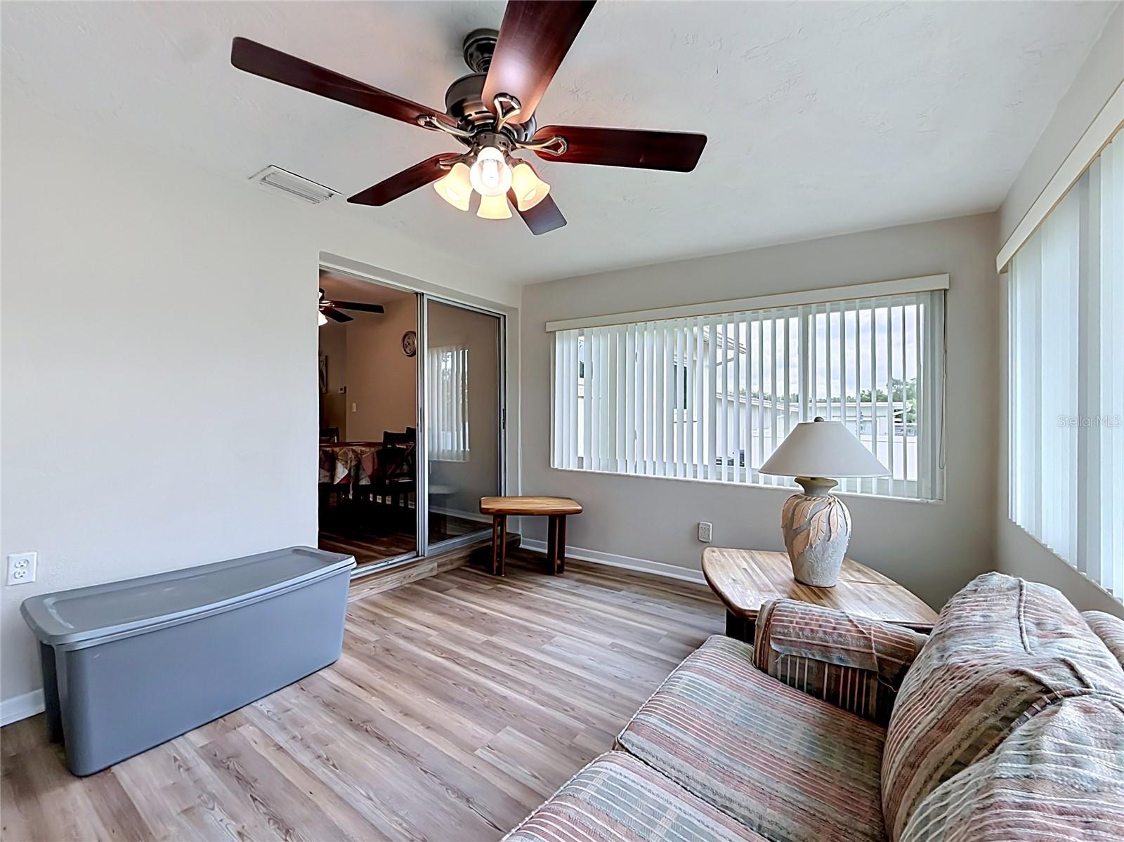 BEVERLY HILLS UNIT 05 - Residential