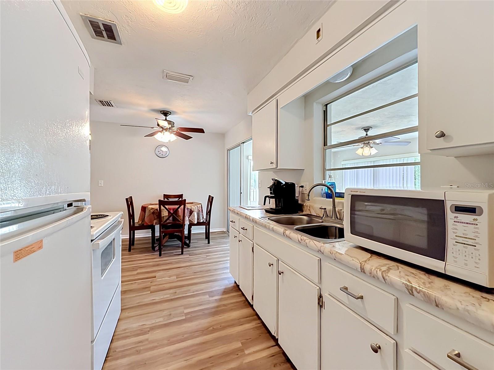 BEVERLY HILLS UNIT 05 - Residential