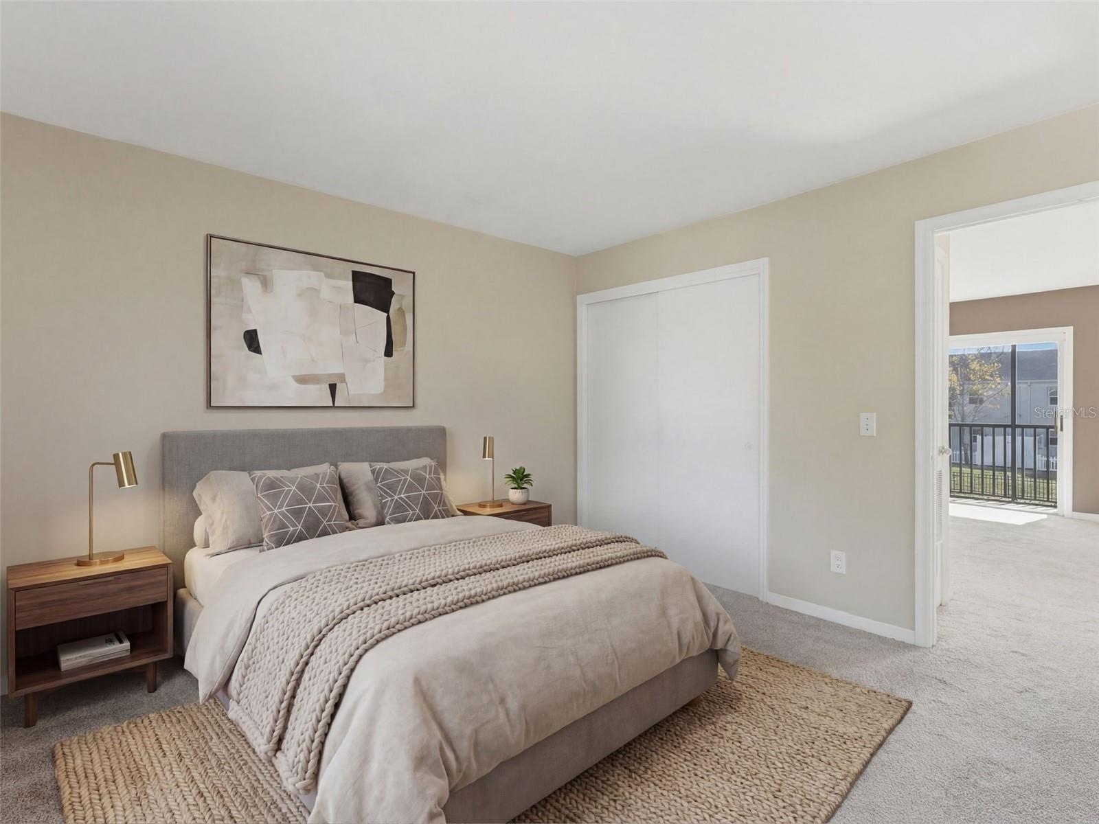 WHISPERING OAKS - Residential