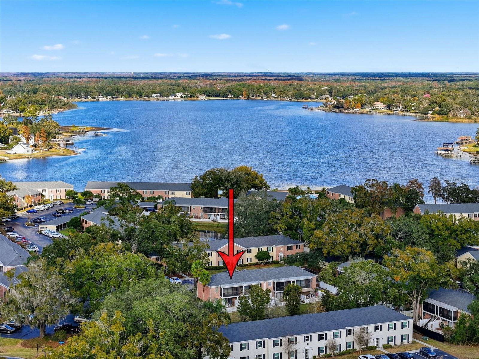 WHISPERING OAKS - Residential