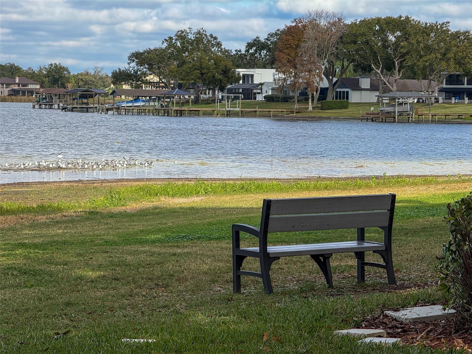 WHISPERING OAKS - Residential