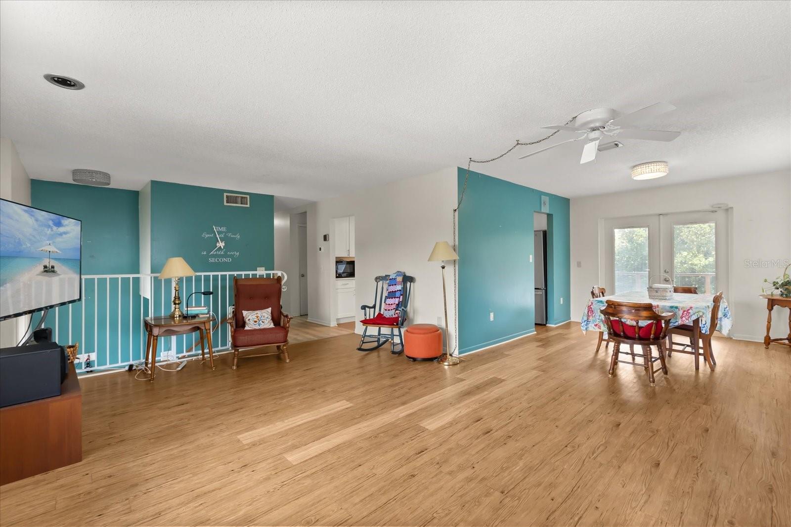 SPRING OAKS UNIT 4 - Residential