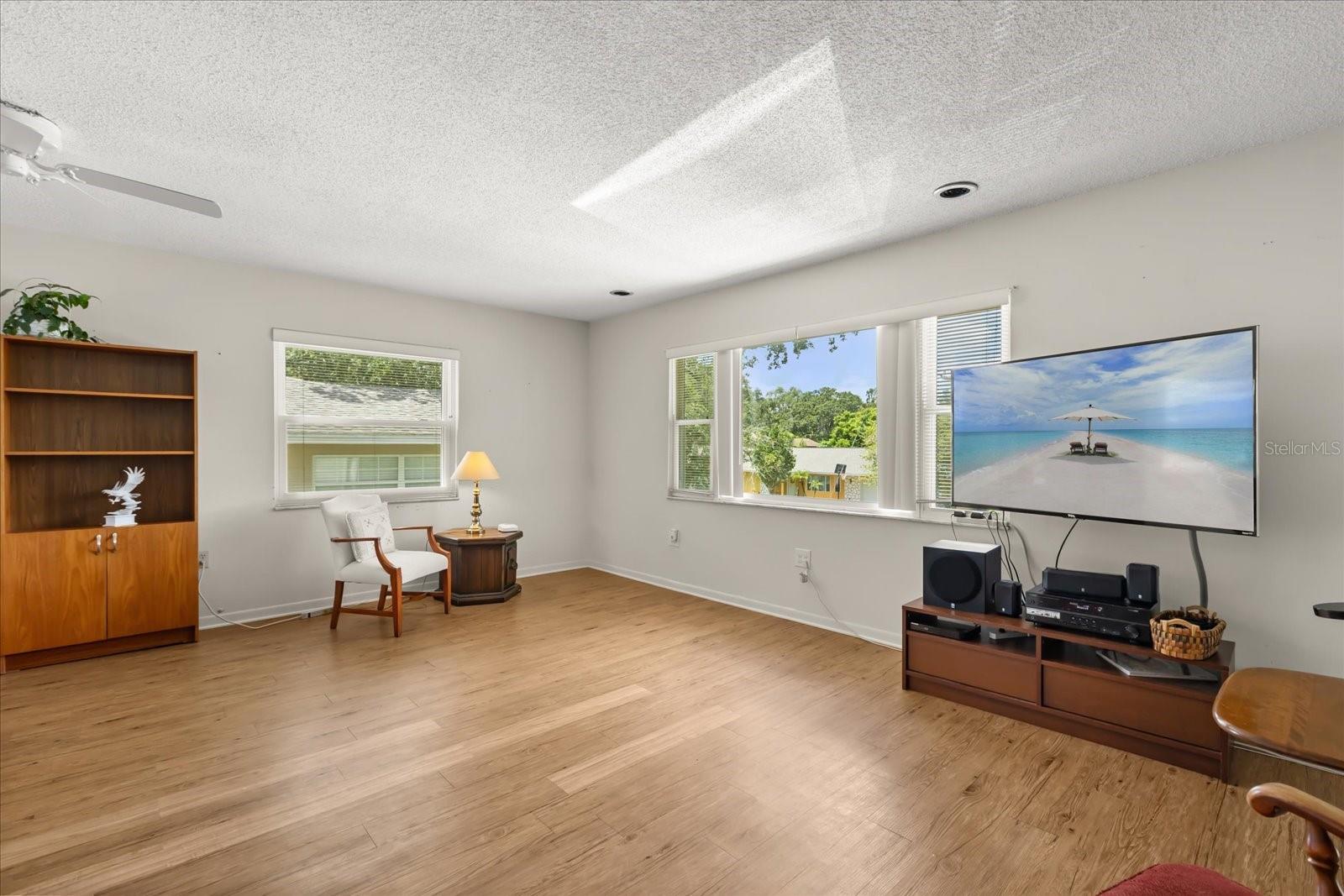 SPRING OAKS UNIT 4 - Residential
