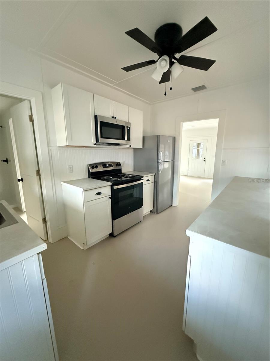SMOCKS W 482 FT BLK 09 DELAND - Residential Lease