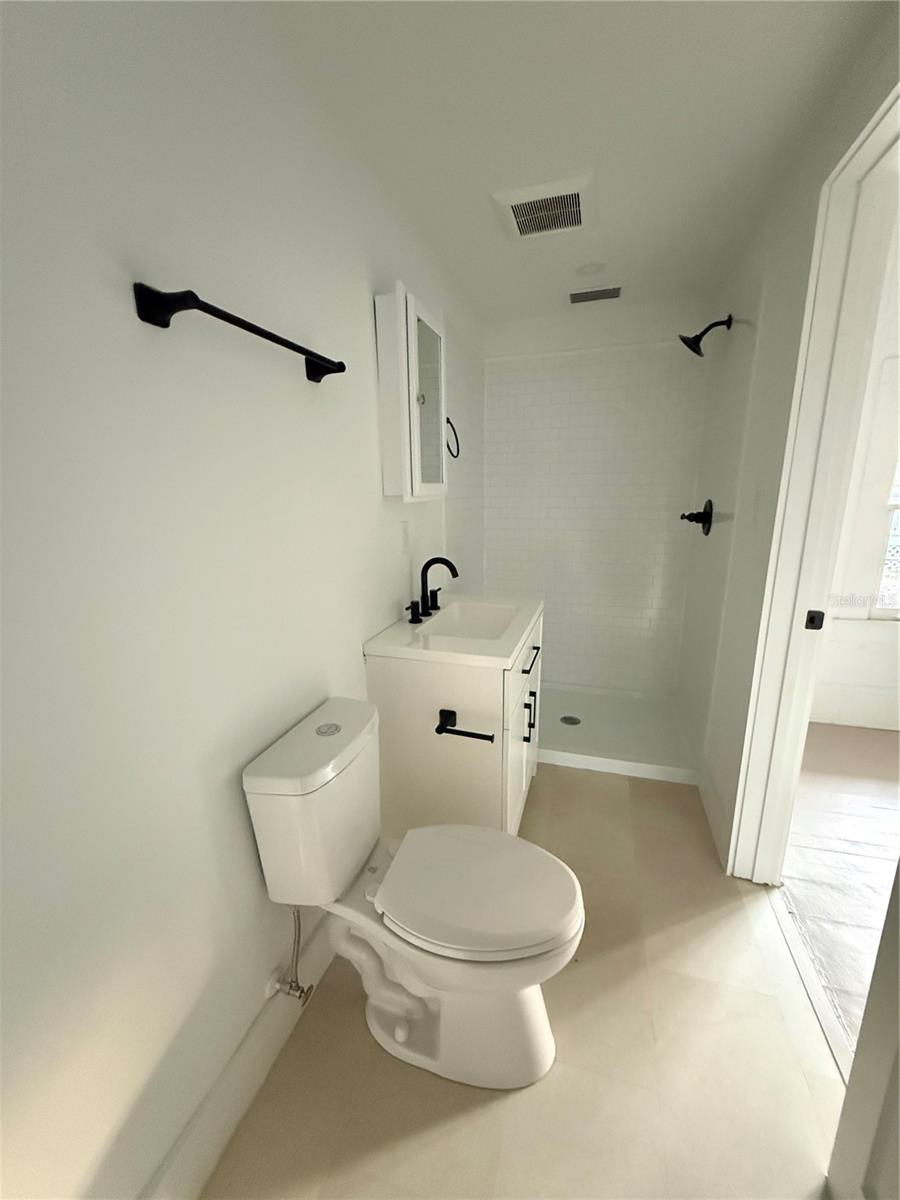 SMOCKS W 482 FT BLK 09 DELAND - Residential Lease