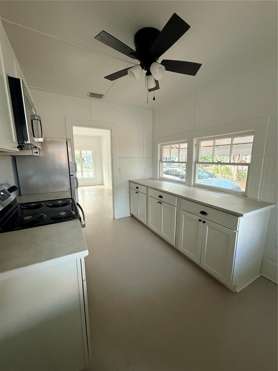 SMOCKS W 482 FT BLK 09 DELAND - Residential Lease