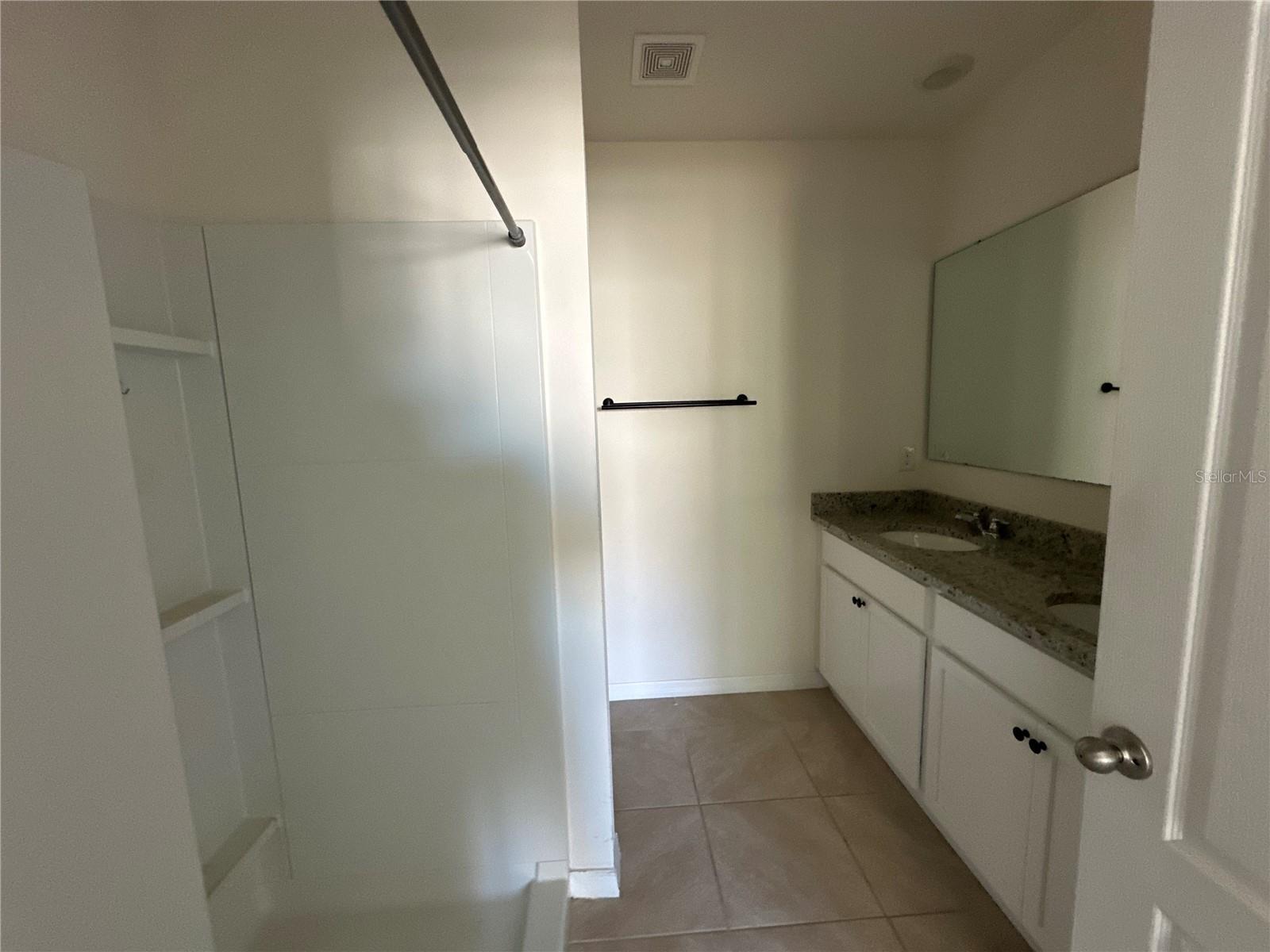 THOMPSON GROVE - Residential