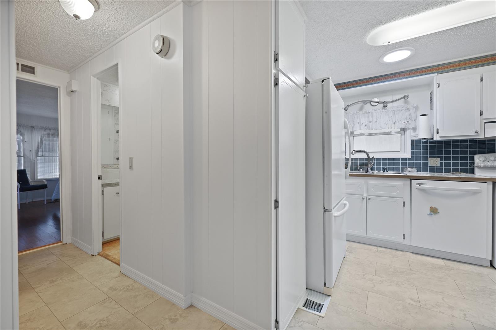 MAPLE LEAF ESTATES - Residential