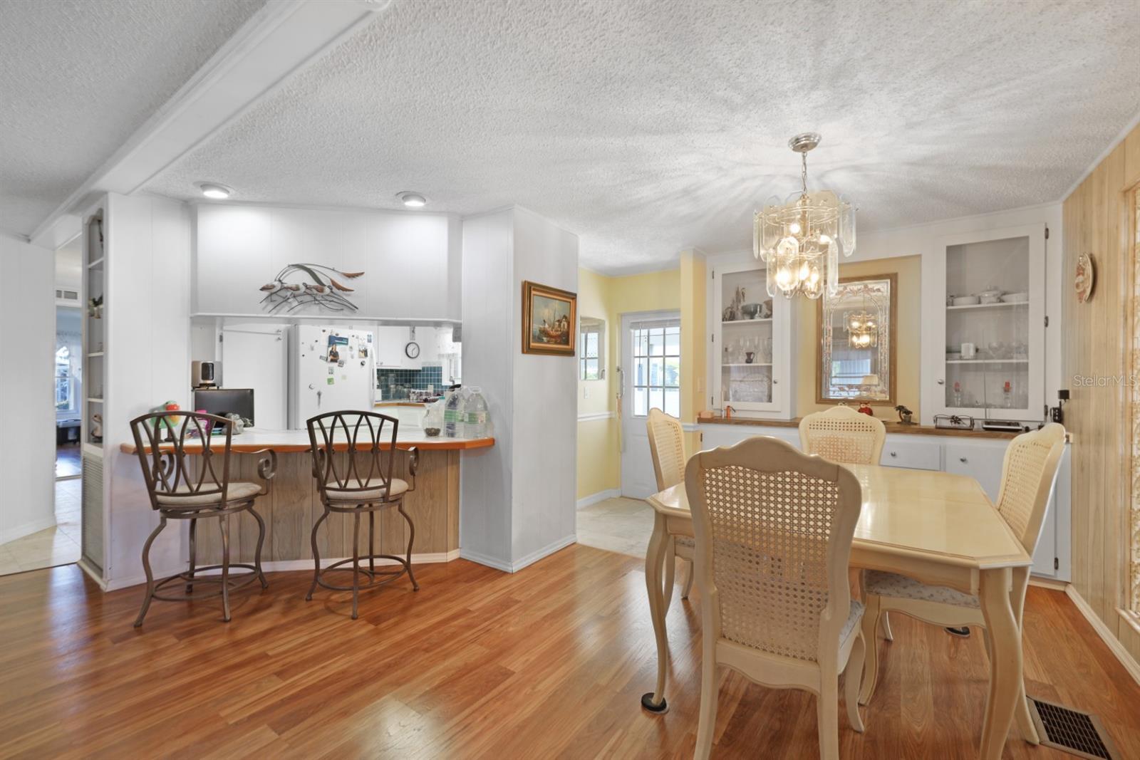 MAPLE LEAF ESTATES - Residential