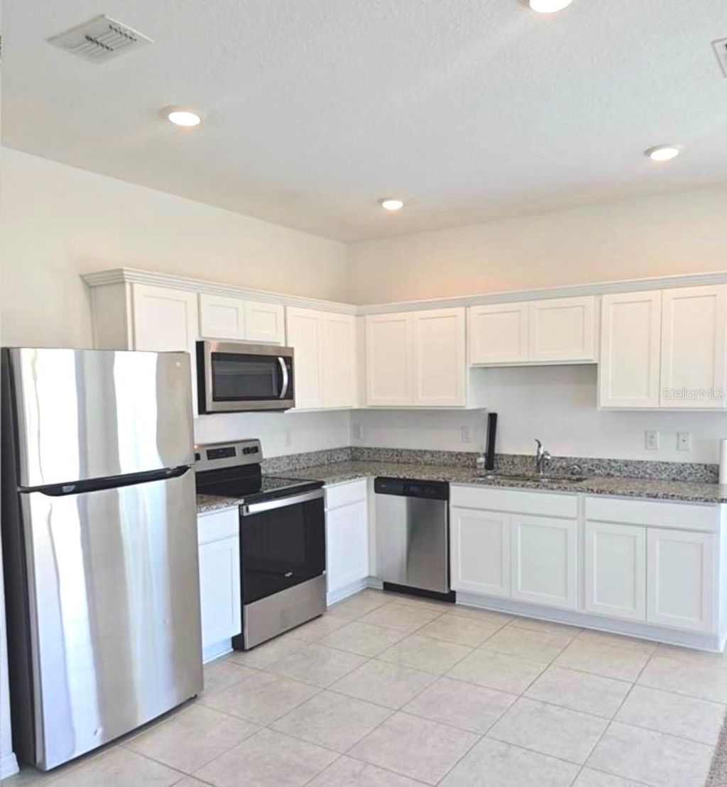 Photo of 1128 Merrill Street, Davenport, FL 33837 (MLS # S5150526)