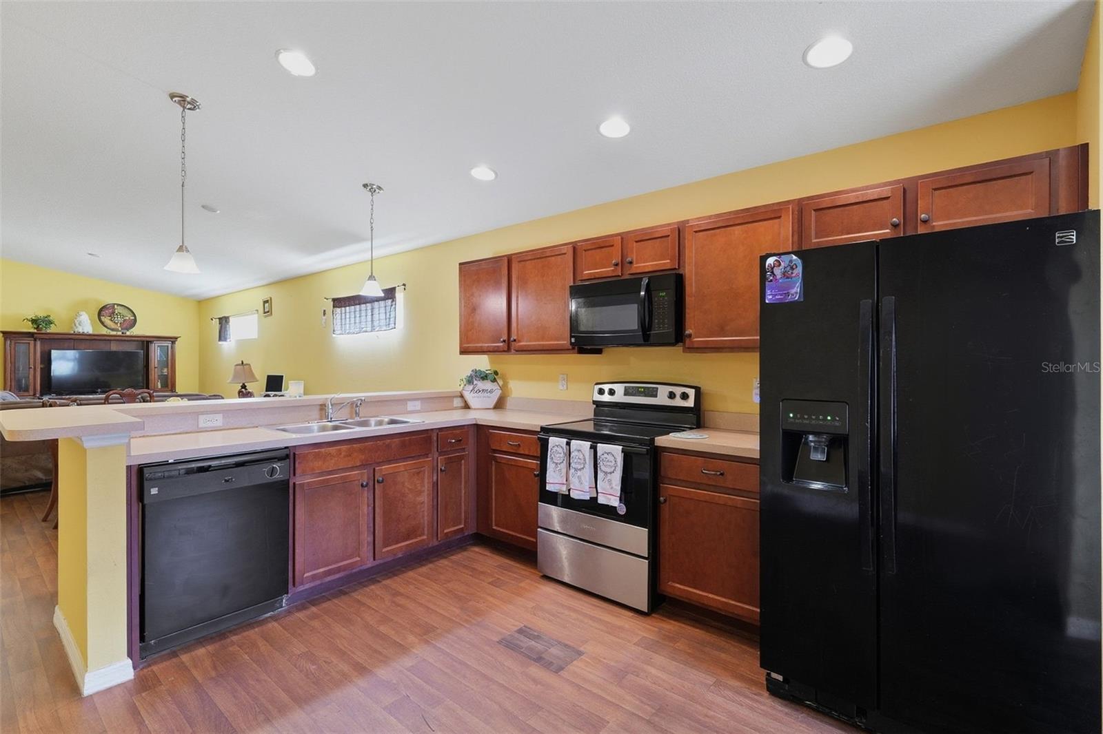 CORTEZ LANDINGS - Residential